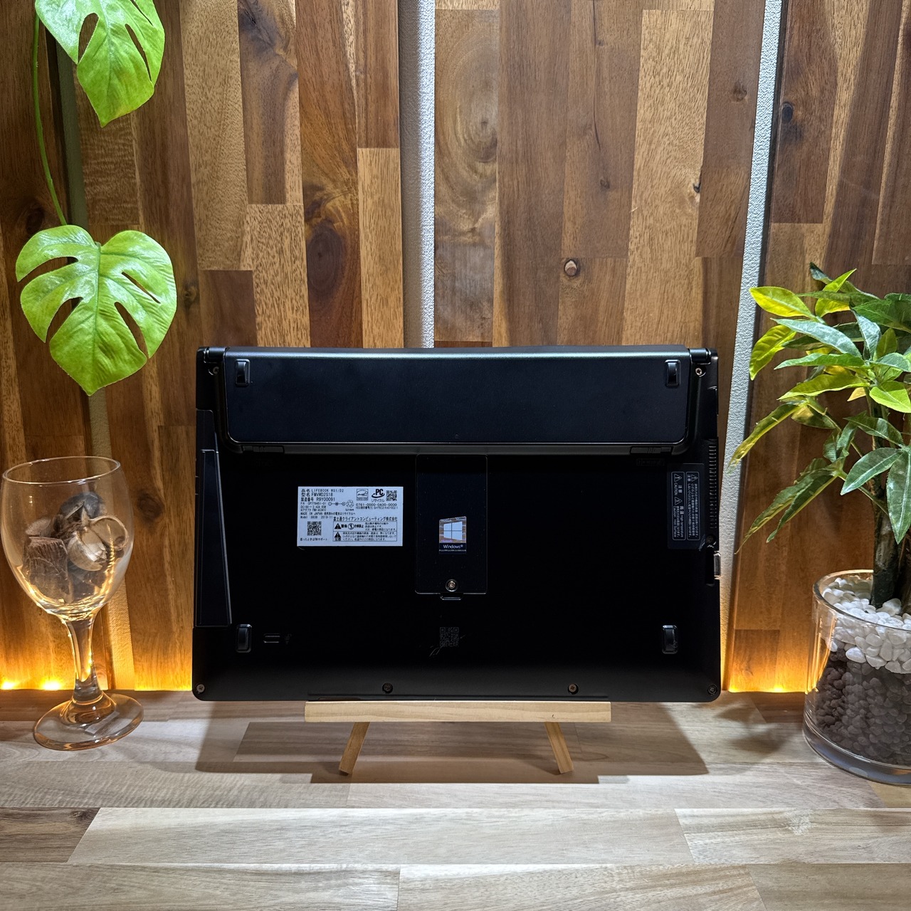 \ 公式ショップ限定価格❣️/ 新品SSD搭載《ハイスペック》LIFEBOOK WS1/D2 最高峰i7第8世代 メモリ20GB SSD256GB ノートパソコン 安心サポート&3ヶ月保証付き