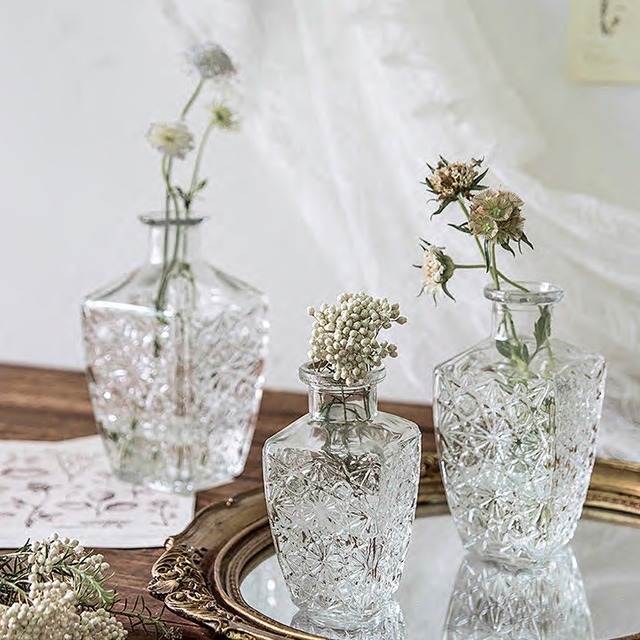 ボルドー型ガラスフラワーベース