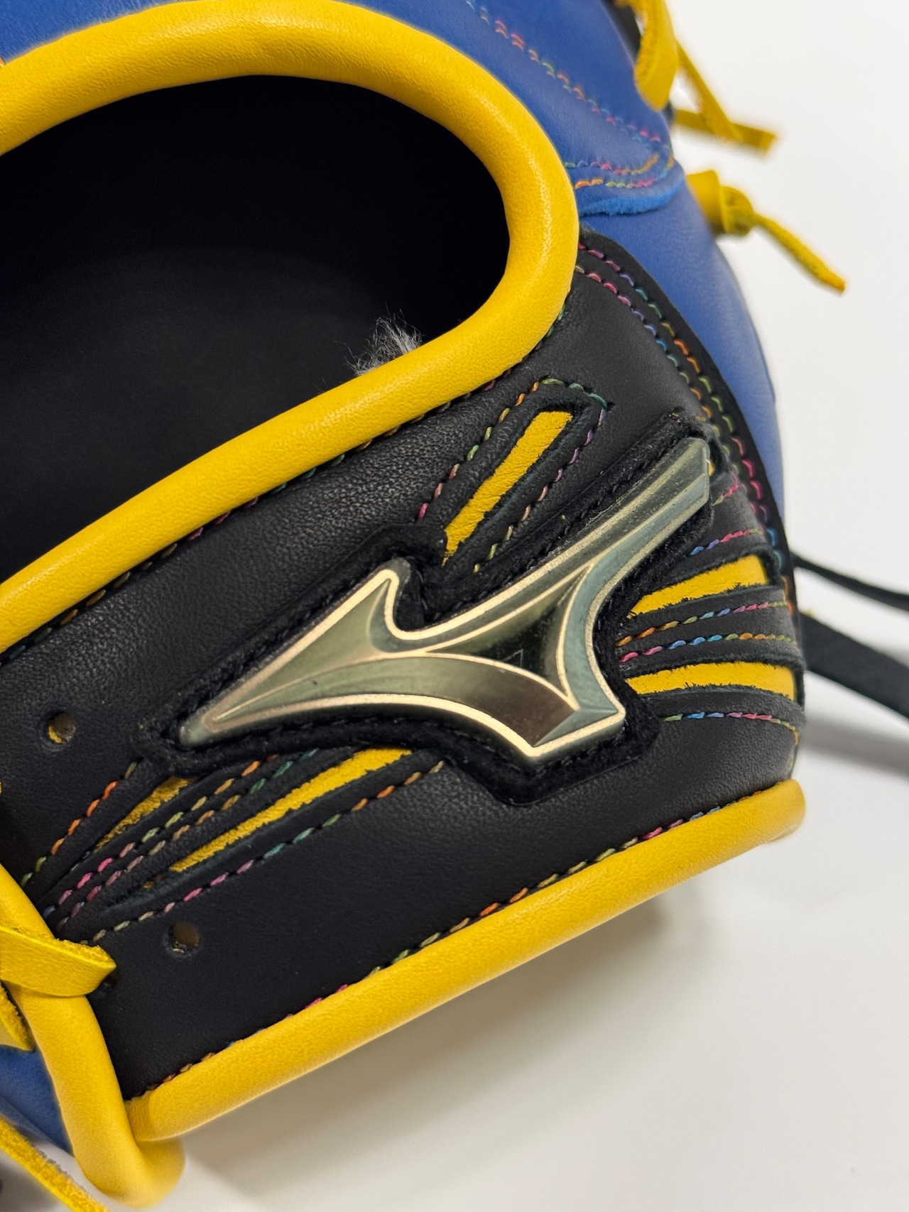 MIZUNO Global Eliteーミズノグローバルエリート 軟式ジュニア用グローブ ミチイオリジナルグラブ 右投げ用 菊池涼介選手モデル Mサイズ 5mm大 ロイヤルブルー/ブラック×ナチュラル・画像8