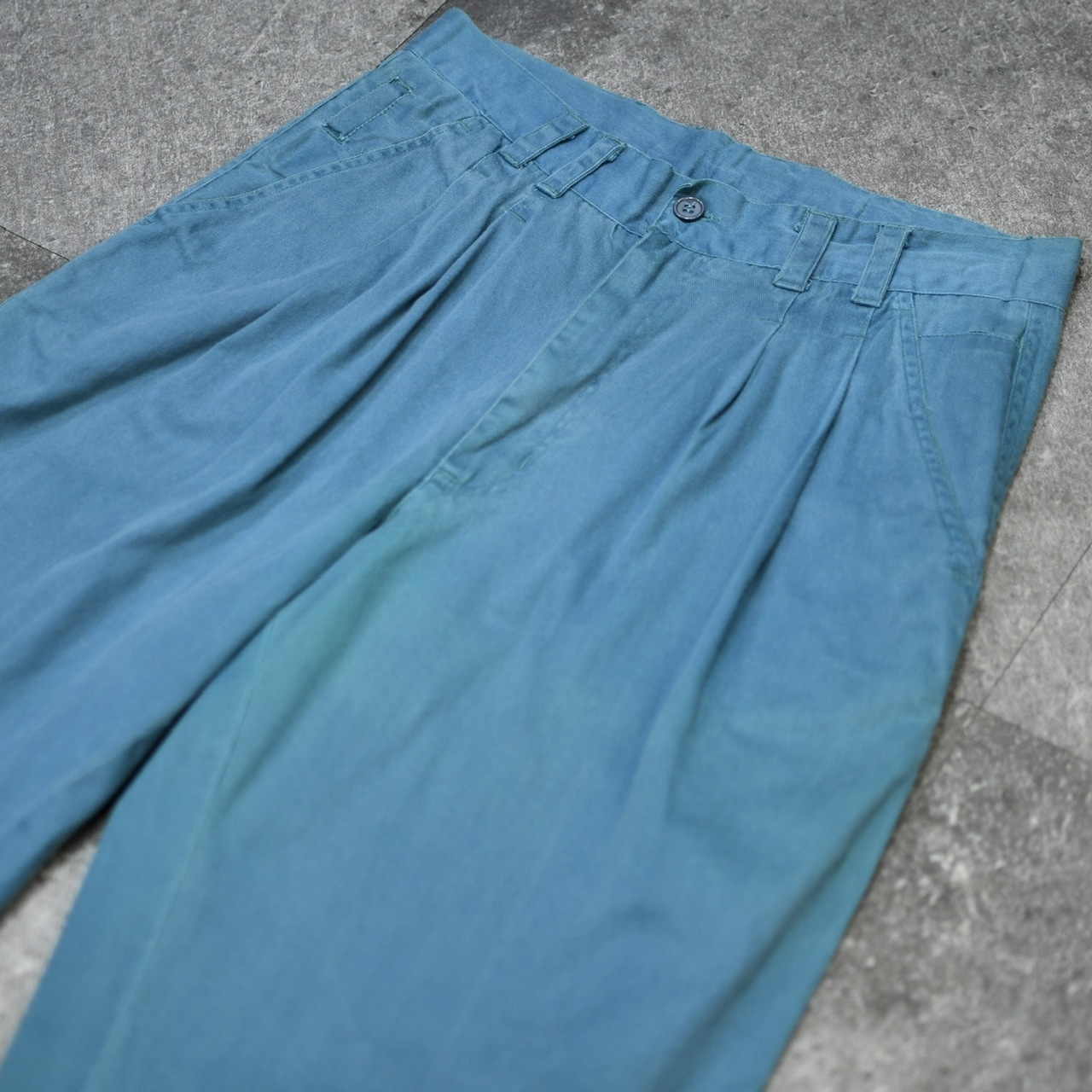 design turquoise chino pants