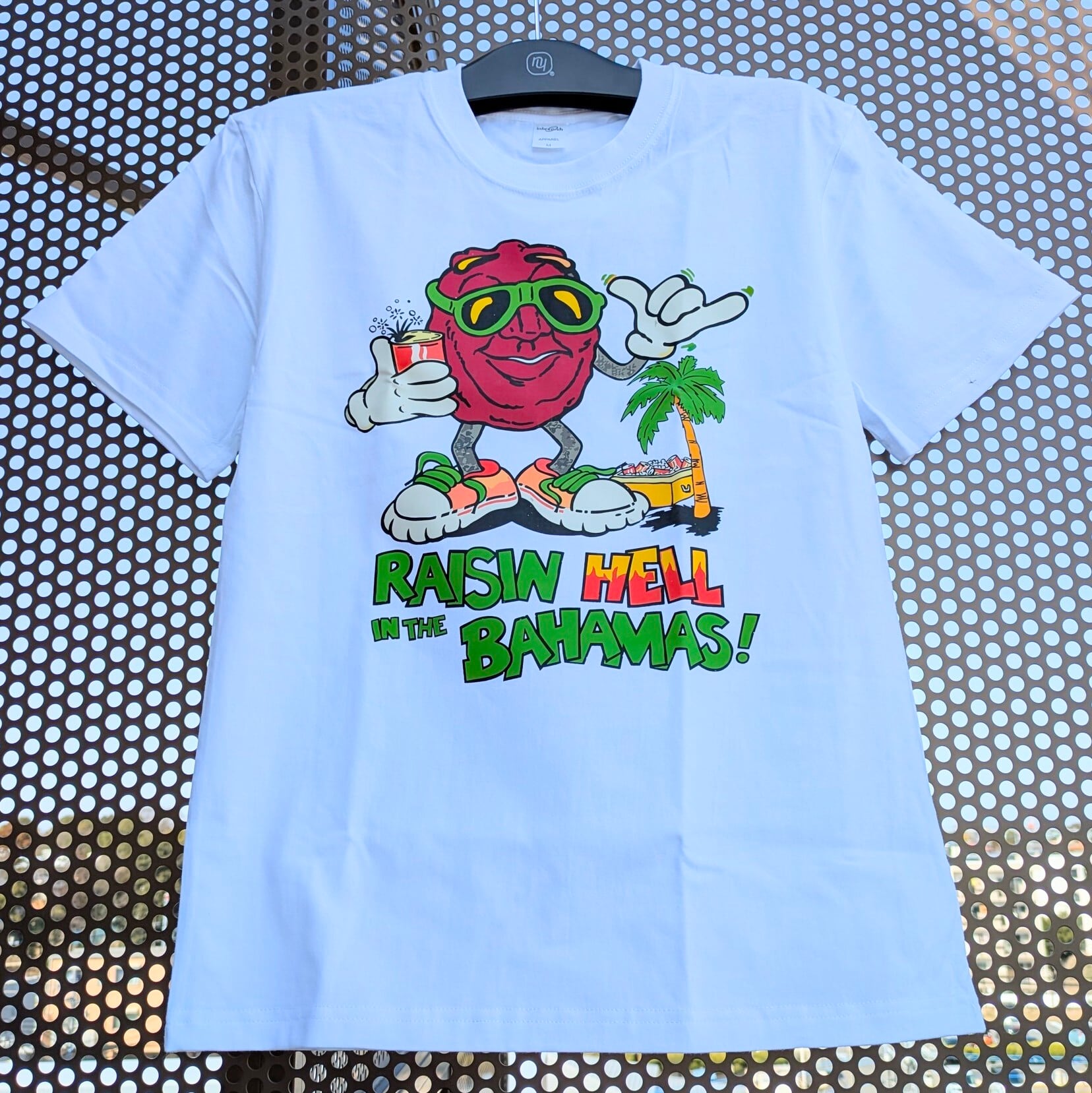 【 California Raisins ( カリフォルニアレーズン )】『 RAISIN HELL in the BAHAMAS! 』/ Tシャツ〚アメリカン雑貨 アメトイ〛