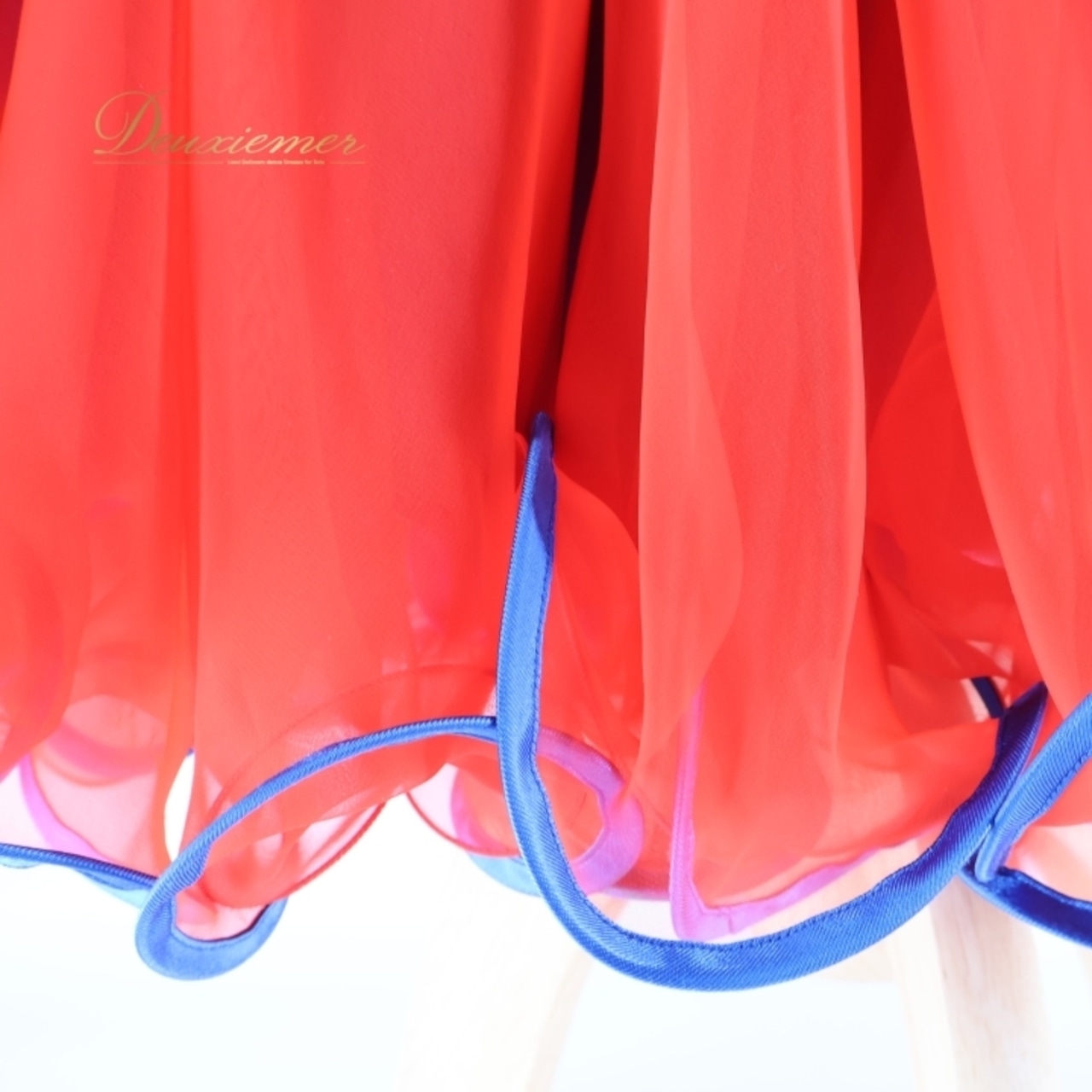 社交ダンス 衣装 スタンダードドレス ワンピース ドレス レッド系 ブルー系 赤 青 フロート レース デモ 競技 ダンス パーティ 発表会 鮮やか フリル フォーマル発表会 イベント用