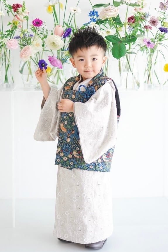 3〜7歳対応】マーガレット刺繍着物 | the shop unite