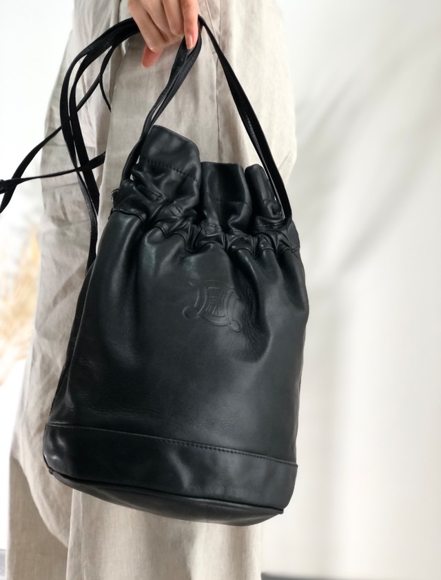 CELINE セリーヌ ブラゾン型押し トリオンフ レザー 巾着 ショルダーバッグ ブラック vintage ヴィンテージ オールドセリーヌ ptiyh5