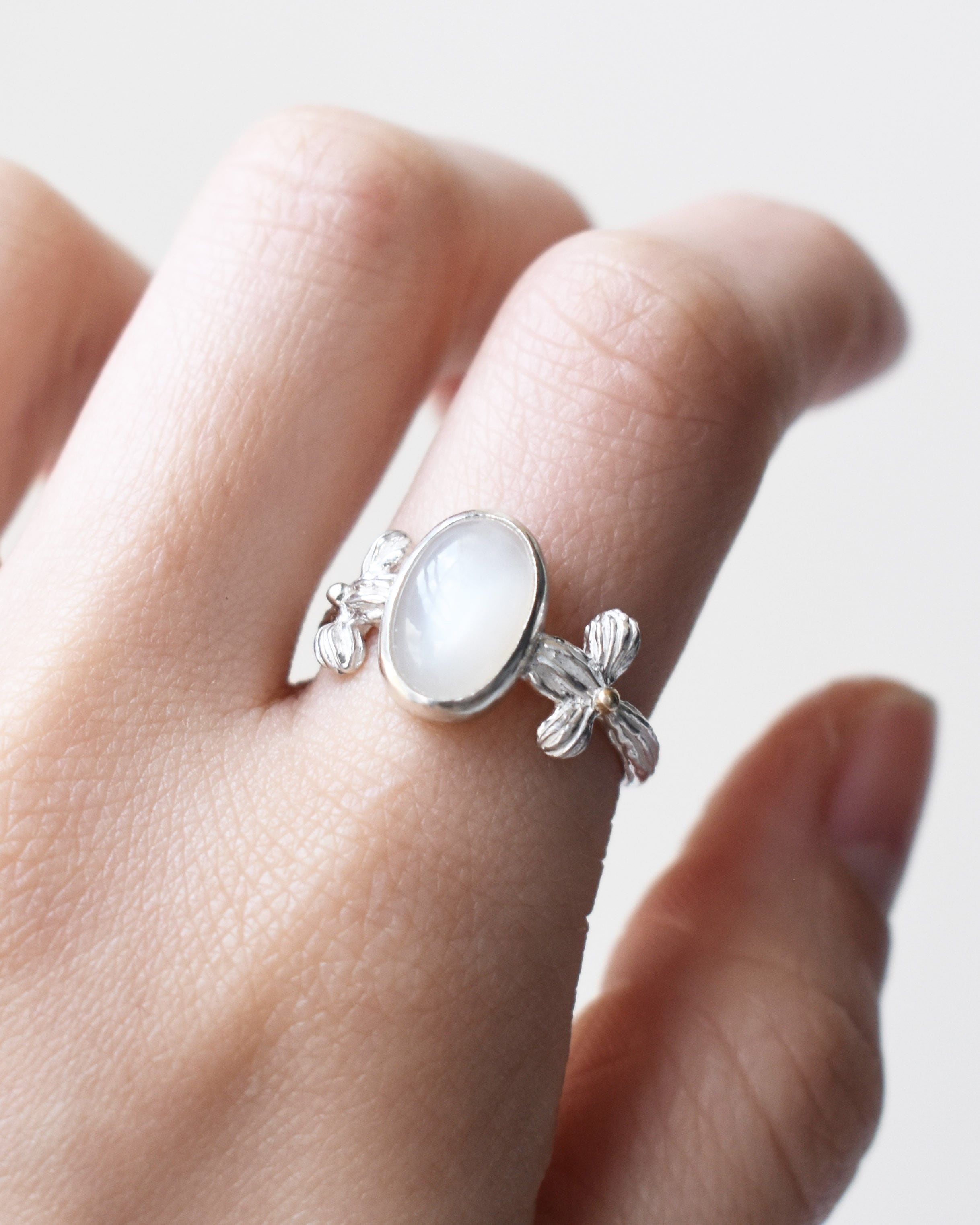 moon stone ring | miyu nakamura