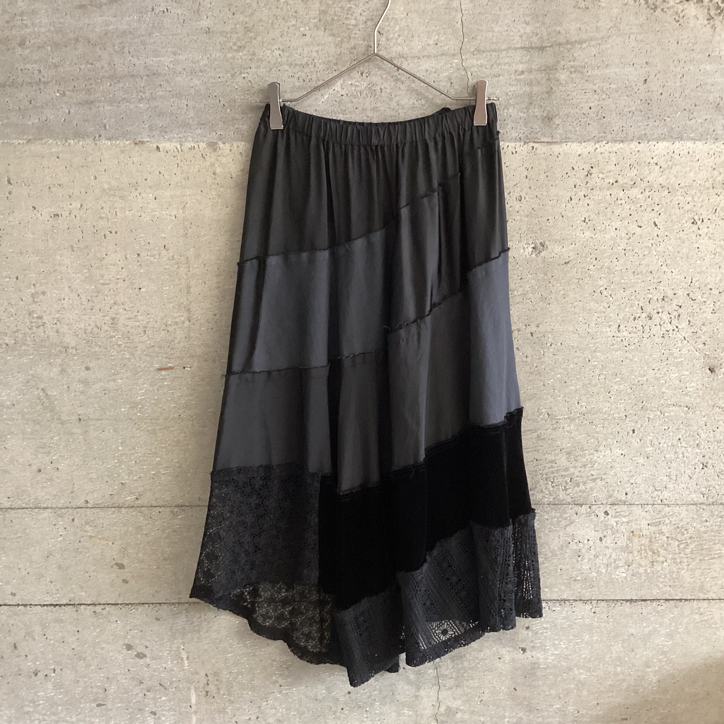 tricot COMME des GARCONS Different material switching skirt | 古着
