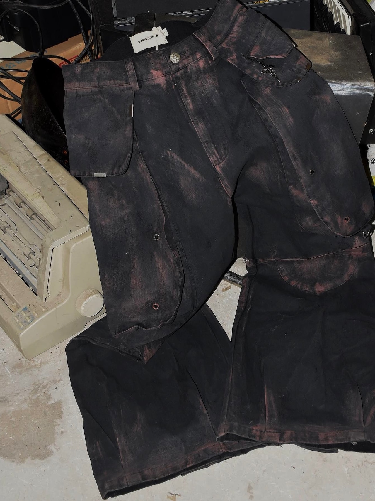 【TH4SWE】Rust Dyed Multi Pocket Flare Cargo Pants