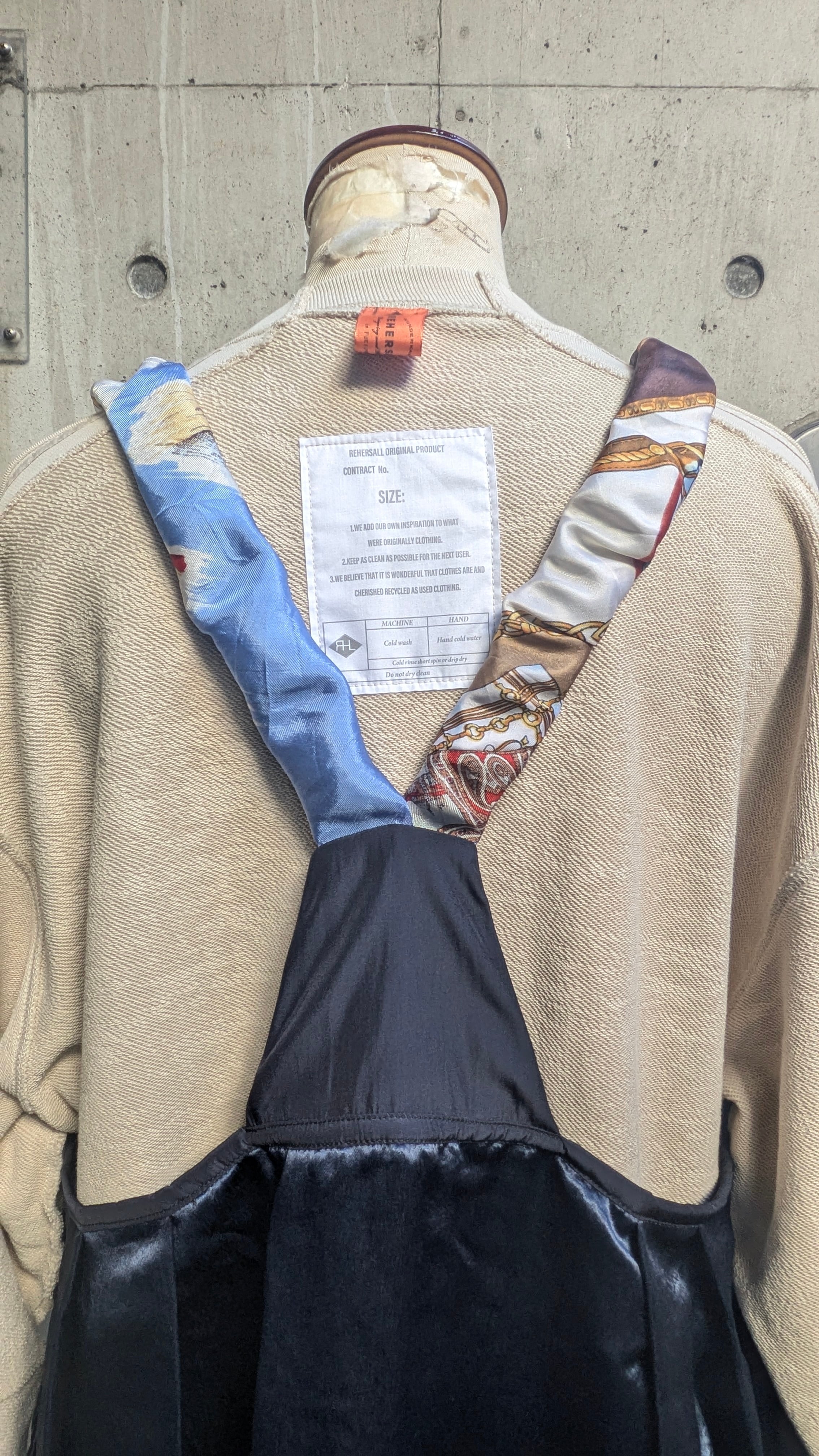 Tops | RehersalL online【official】 Tops | RehersalL online【official】