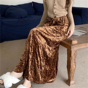 【送料無料】 スカート 3色 ロングスカート マキシスカート ロング フレア Aライン シンプル ベロア かわいい 大人可愛い きれいめ カジュアル 大人 おしゃれ お洒落 コンサバ系 ラフ 無地 秋 誕生日会 30代 40代 レディース 女性用 ママ デート お出かけ お呼ばれ 休日 アウトドア お茶会 女子会 授業参観 着回し 普段使い オルチャン 韓国 ファッション コーデ スタイル 楽ちん 定番 プチプラ 着痩せ   垢抜け ブラック ブラウン グレー 大人カラー ベイクドカラー 秋カラー