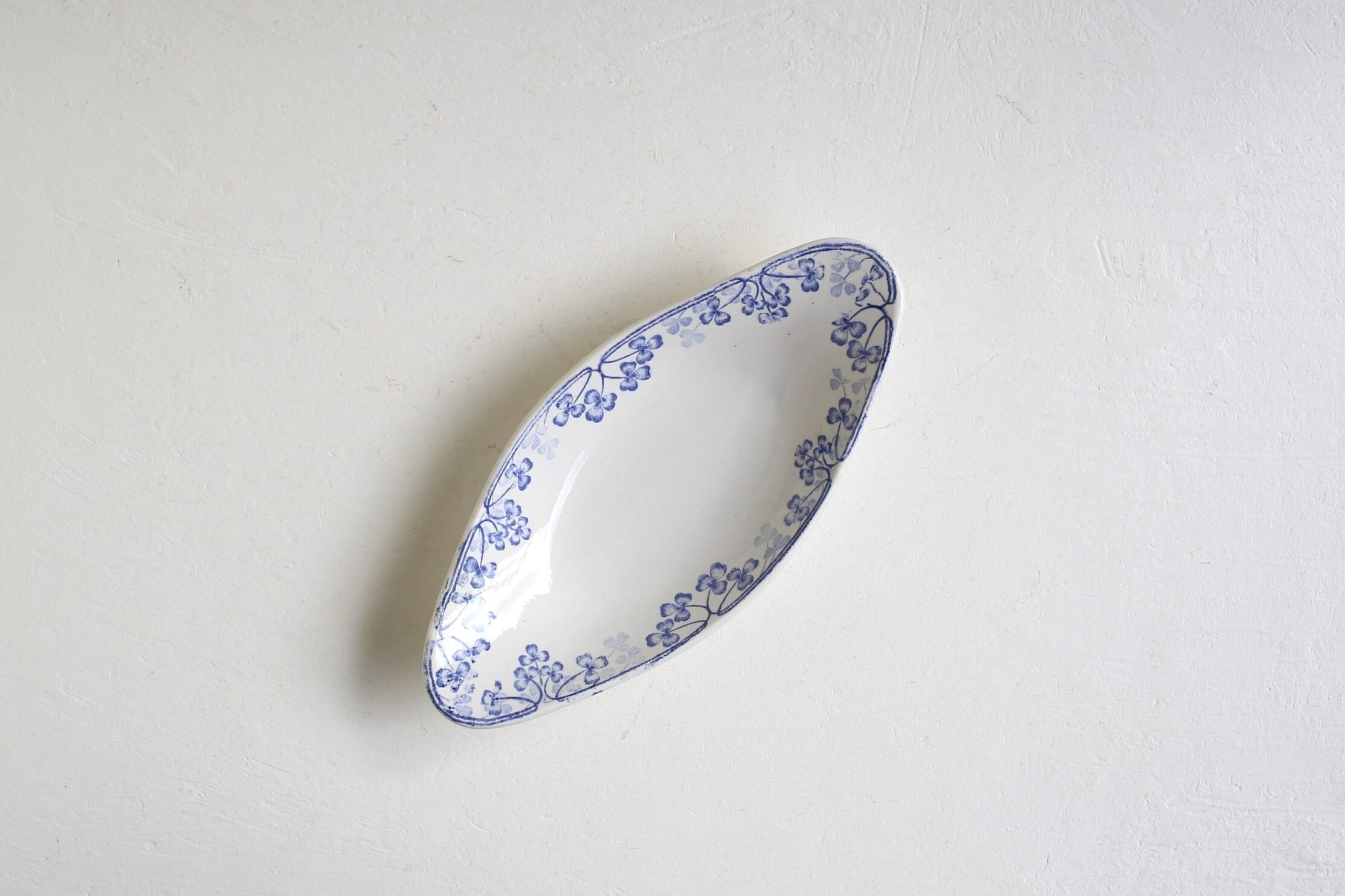 サルグミンヌ ラヴィエ フランスアンティーク 舟形 プレート