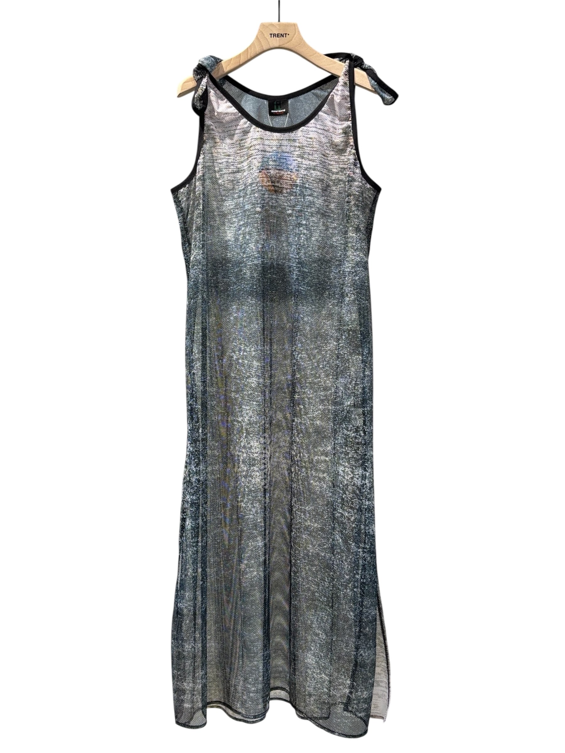 NON TOKYO / ノントーキョー | TRENT online