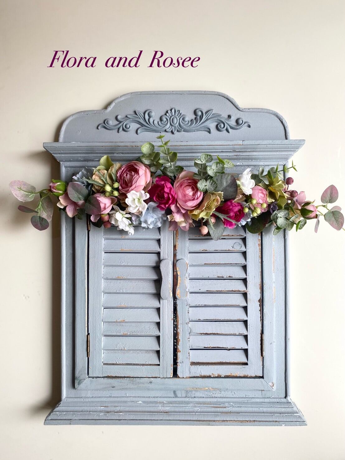 アンティークカラーのバラのリース | Flora and Rosee