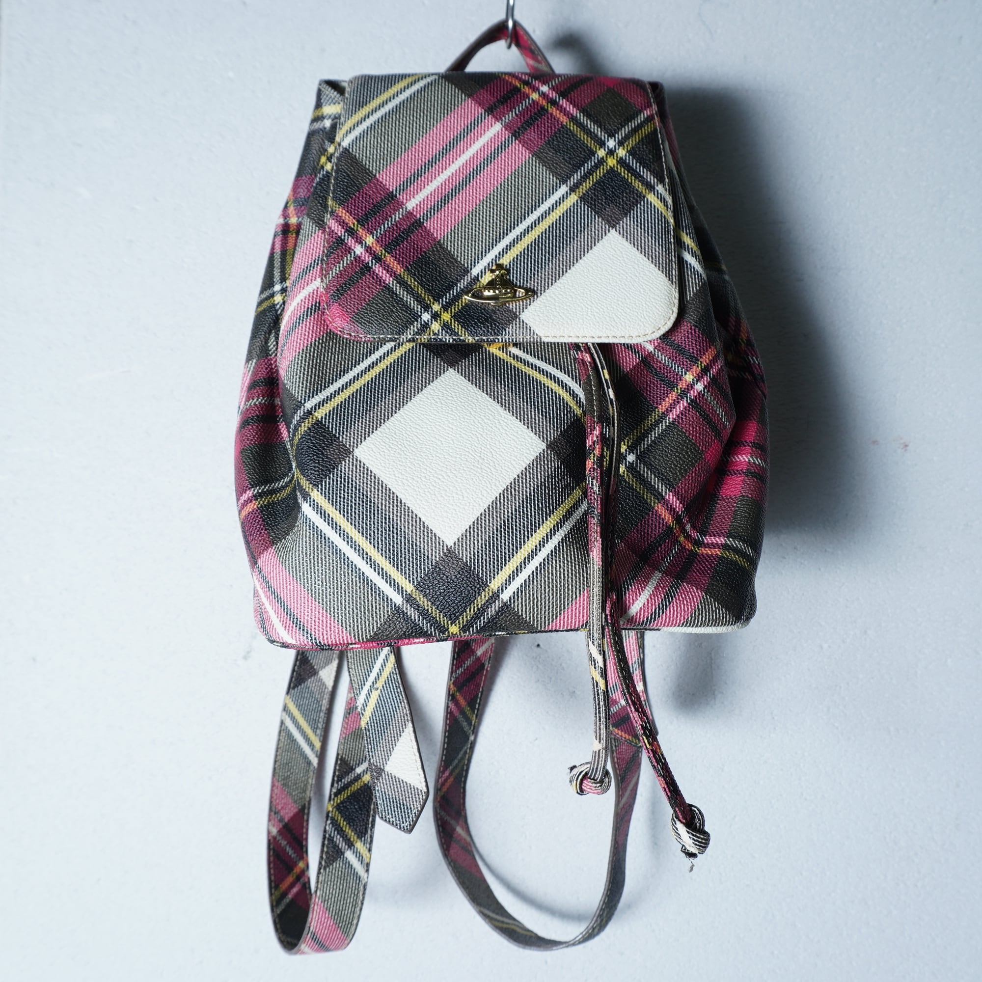 Vivienne Westwood】ヴィヴィアンウエストウッド 