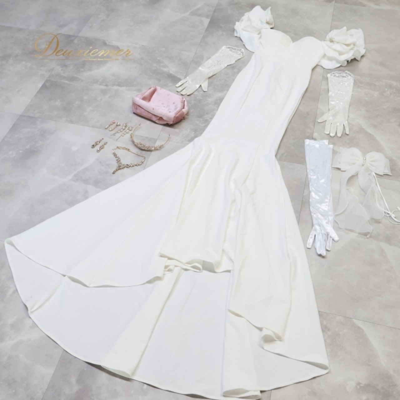 FAERIESTY ホワイト系 ワンピース ドレス ウエディングドレス マーメイド 前撮り 結婚式 白 無地 シンプル 伸縮 ストレッチ フリル リボン ヘアアクセサリー ティアラ ネックレス ピアス アームカバー 華やか ポーチ シルバー系 ピンク系