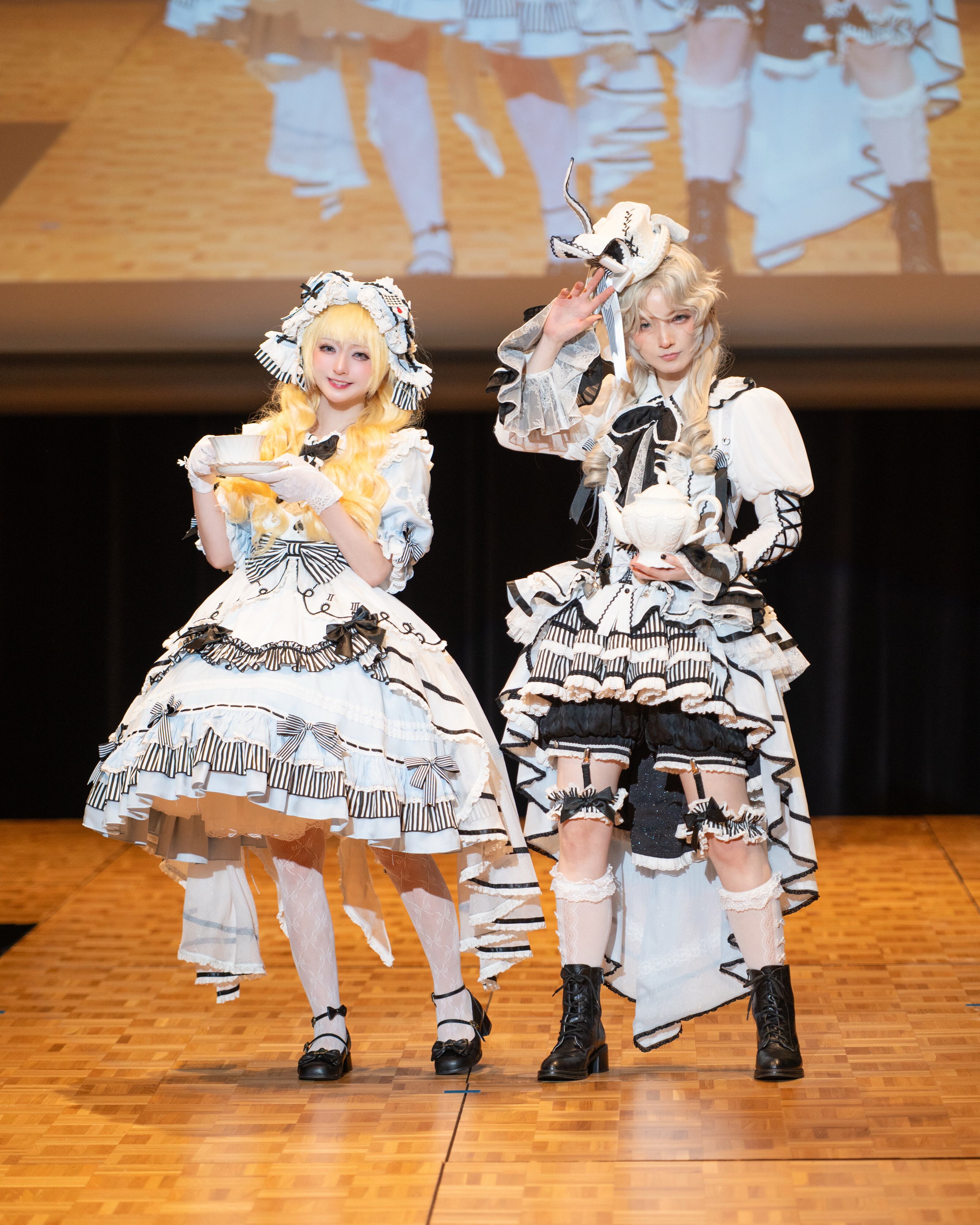Fashion Show】Sweet Unbirthday アリスエプロン | HoshibakoWorks