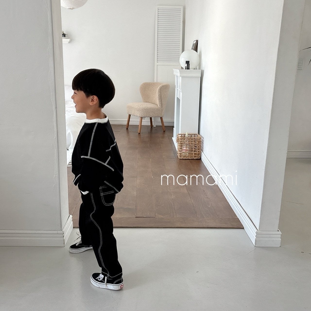 mamami | select shop SWANN.