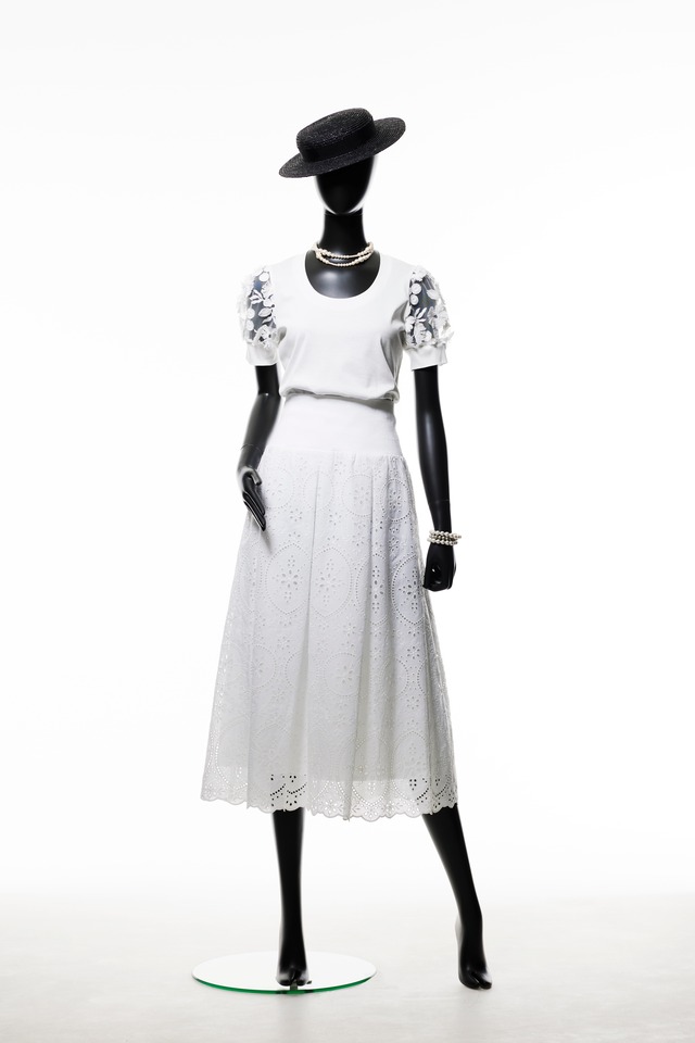 【221S017】タックロングスカート　A_ホワイト×ホワイト