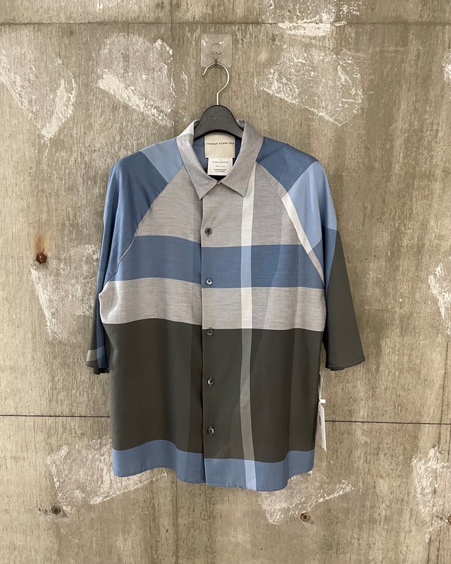 【 STEPHAN SCHNEIDER 】SHIRT CAMPER