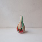 ピンクとグリーンの花瓶