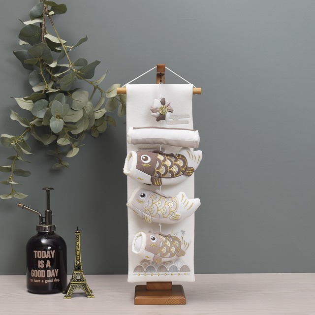 鯉のつるし飾り【千鳥・三匹モカ】コンパクト｜おしゃれ｜モダン｜今どき｜スタイリッシュ｜鯉のぼり｜室内鯉