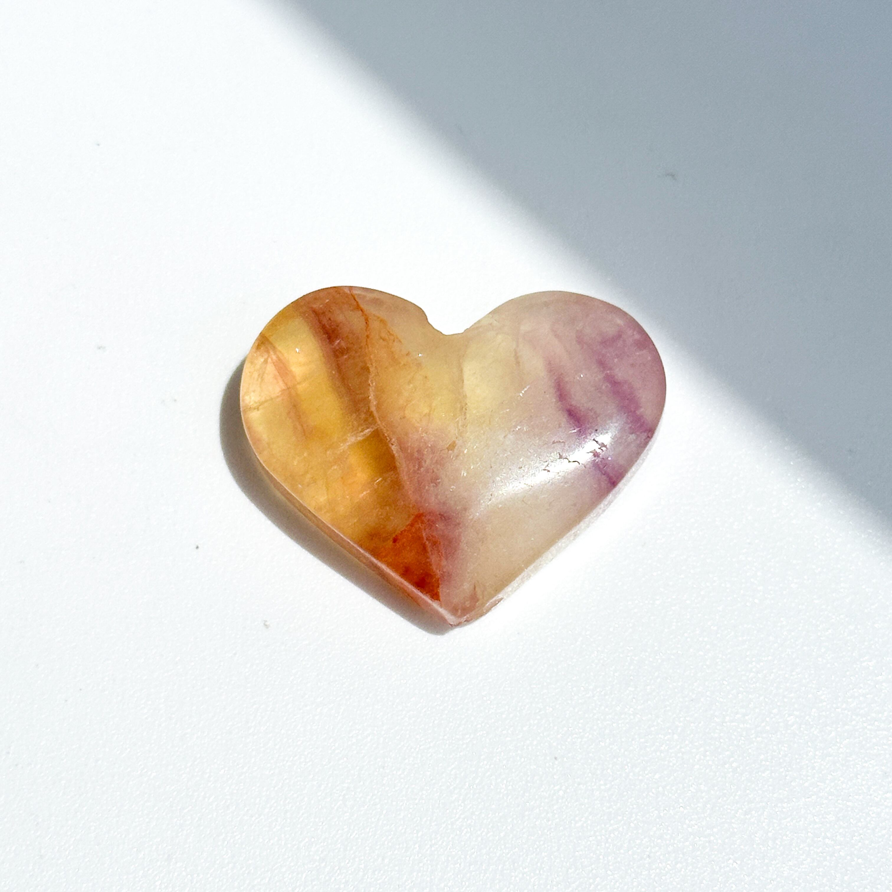 レインボーフローライト ハート26◇ Rainbow Fluorite ◇天然石・鉱物