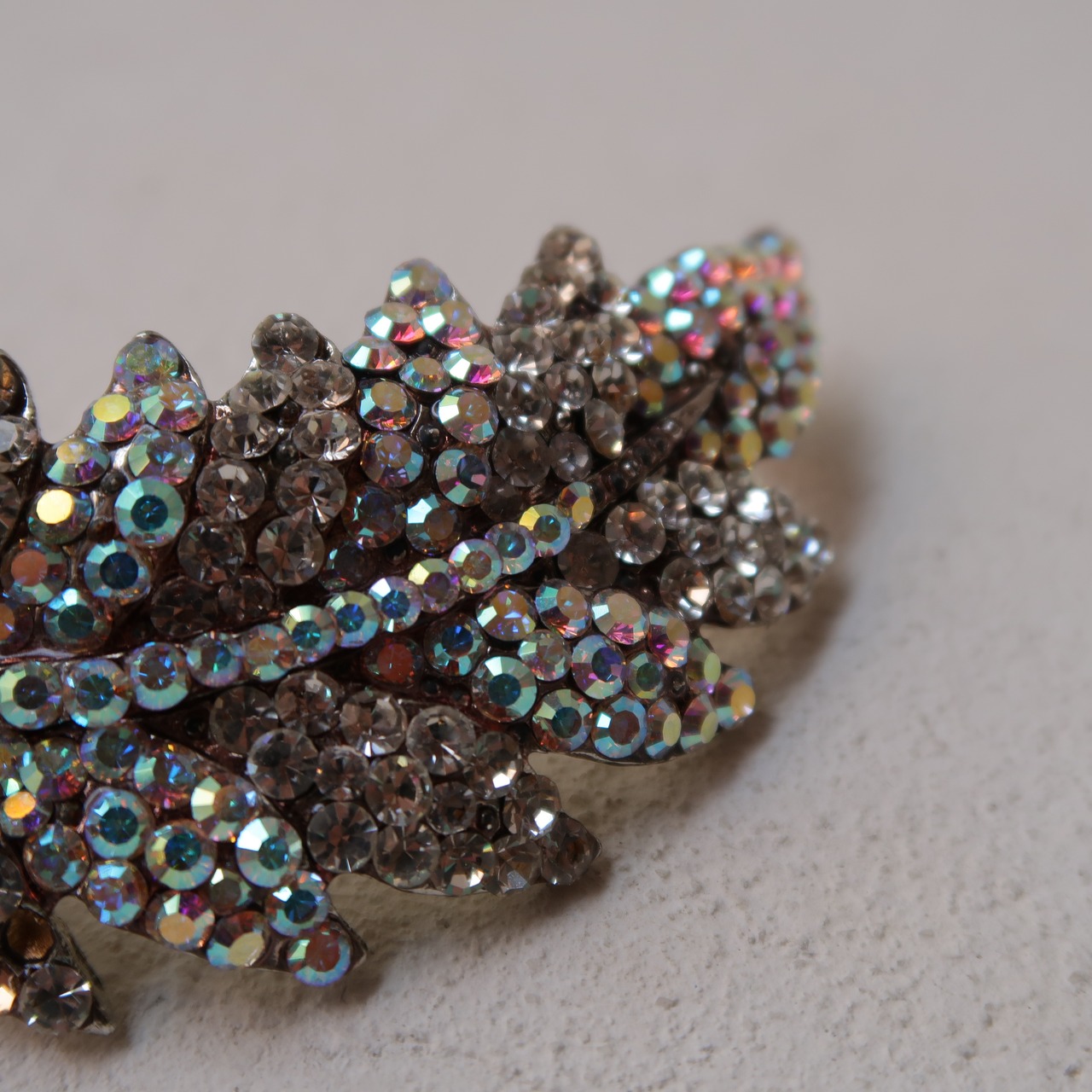 霜柱のブローチ