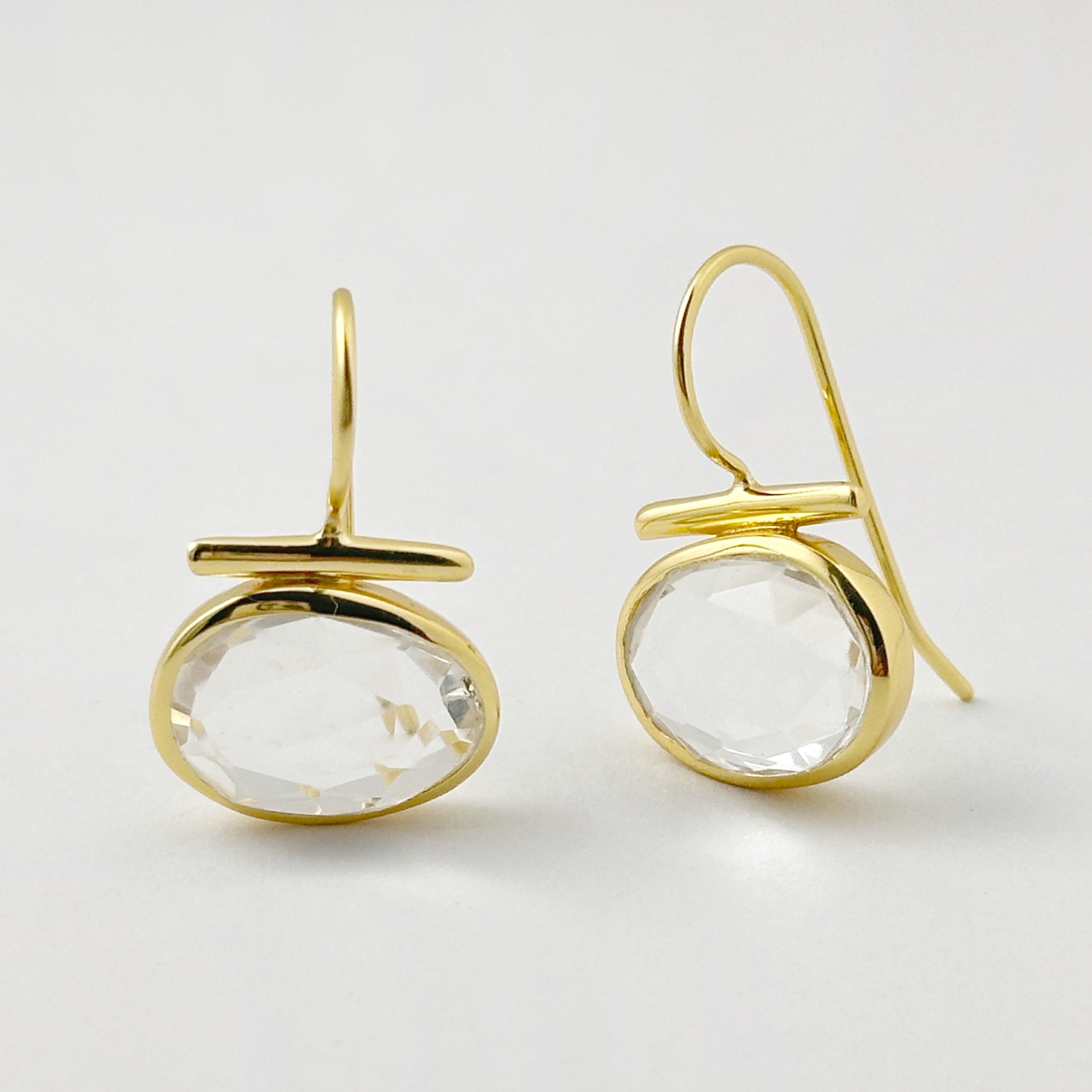 【再入荷】 Gold Coating 横オーバル クリスタル フックピアス