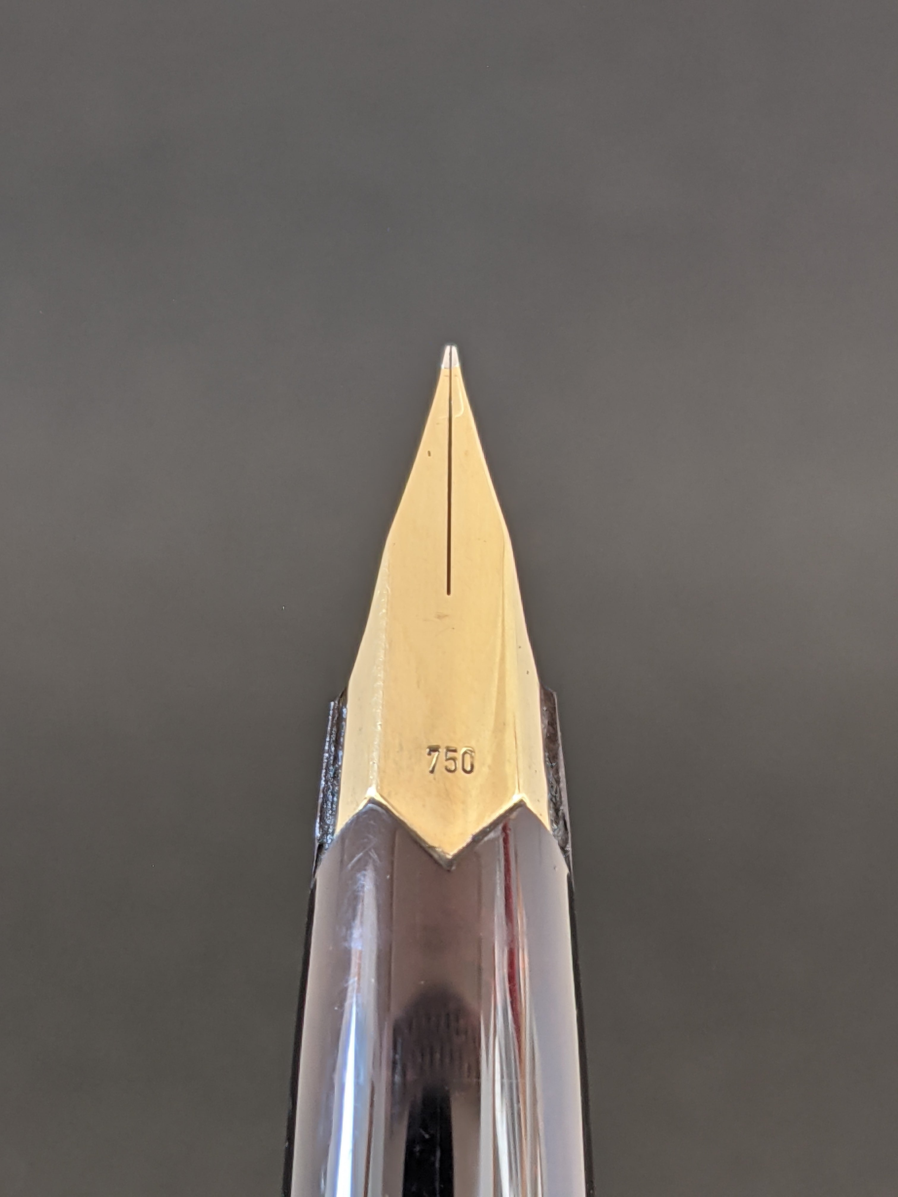 モンブラン　1246　18金　750 EF 詳細ページ | 万年筆 ボールペンなど高級筆記具の販売・買取
