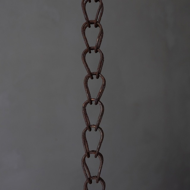 Chain rain gutter