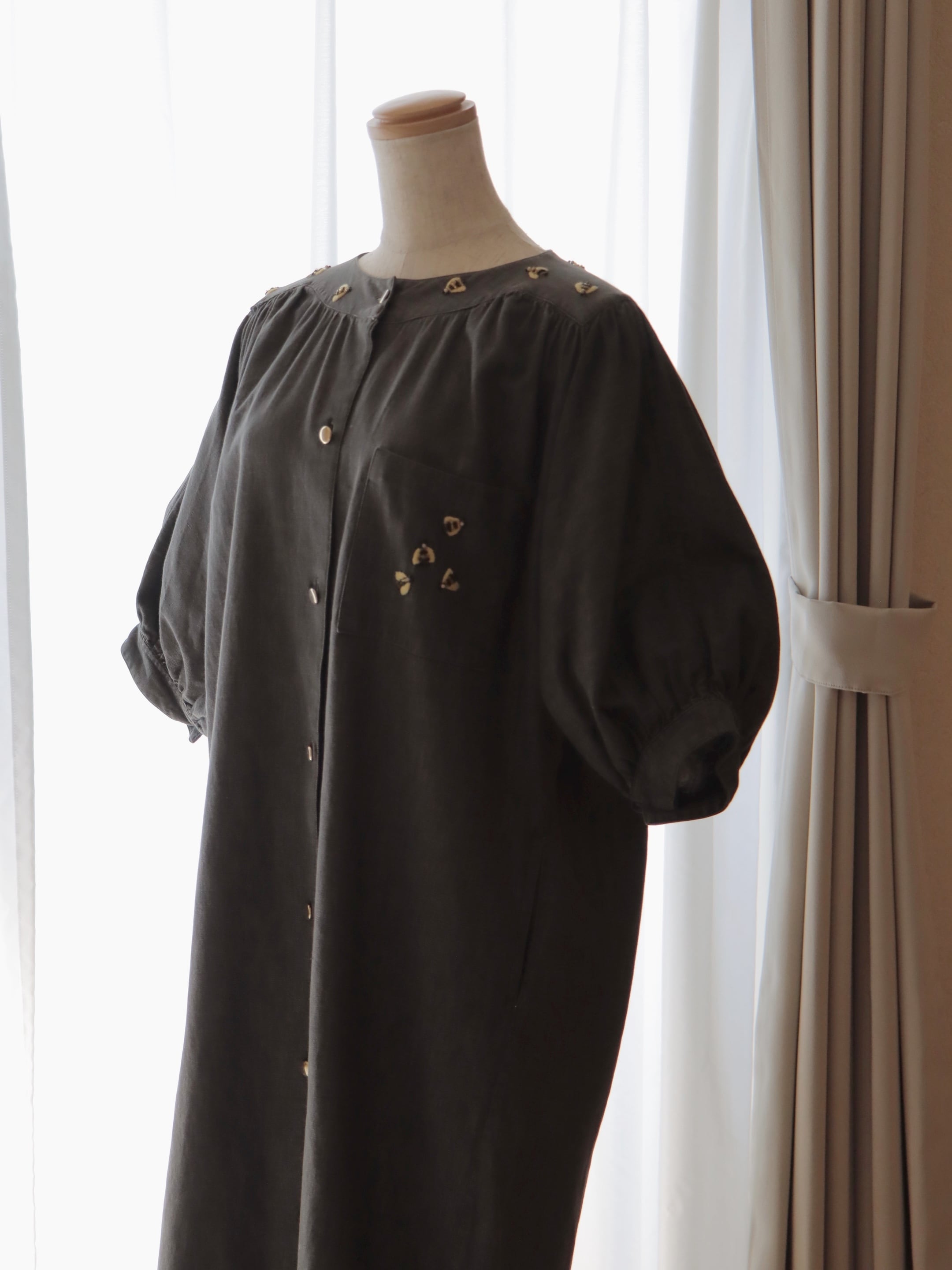 ●embroidery bee design big sleeve dungaree cotton dress