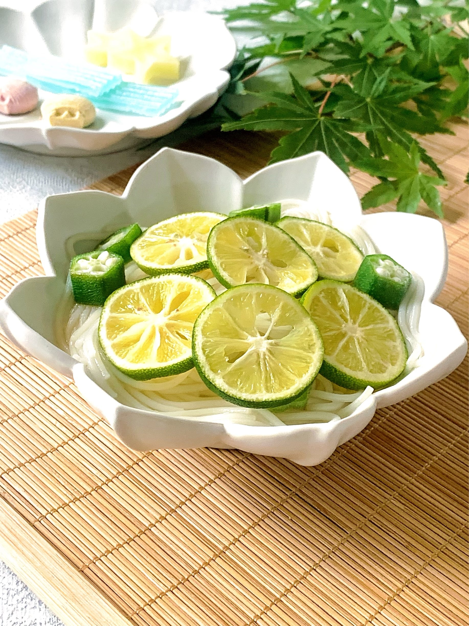 臼杵焼 稜花小鉢 | Floraison Table フロレゾンテーブル