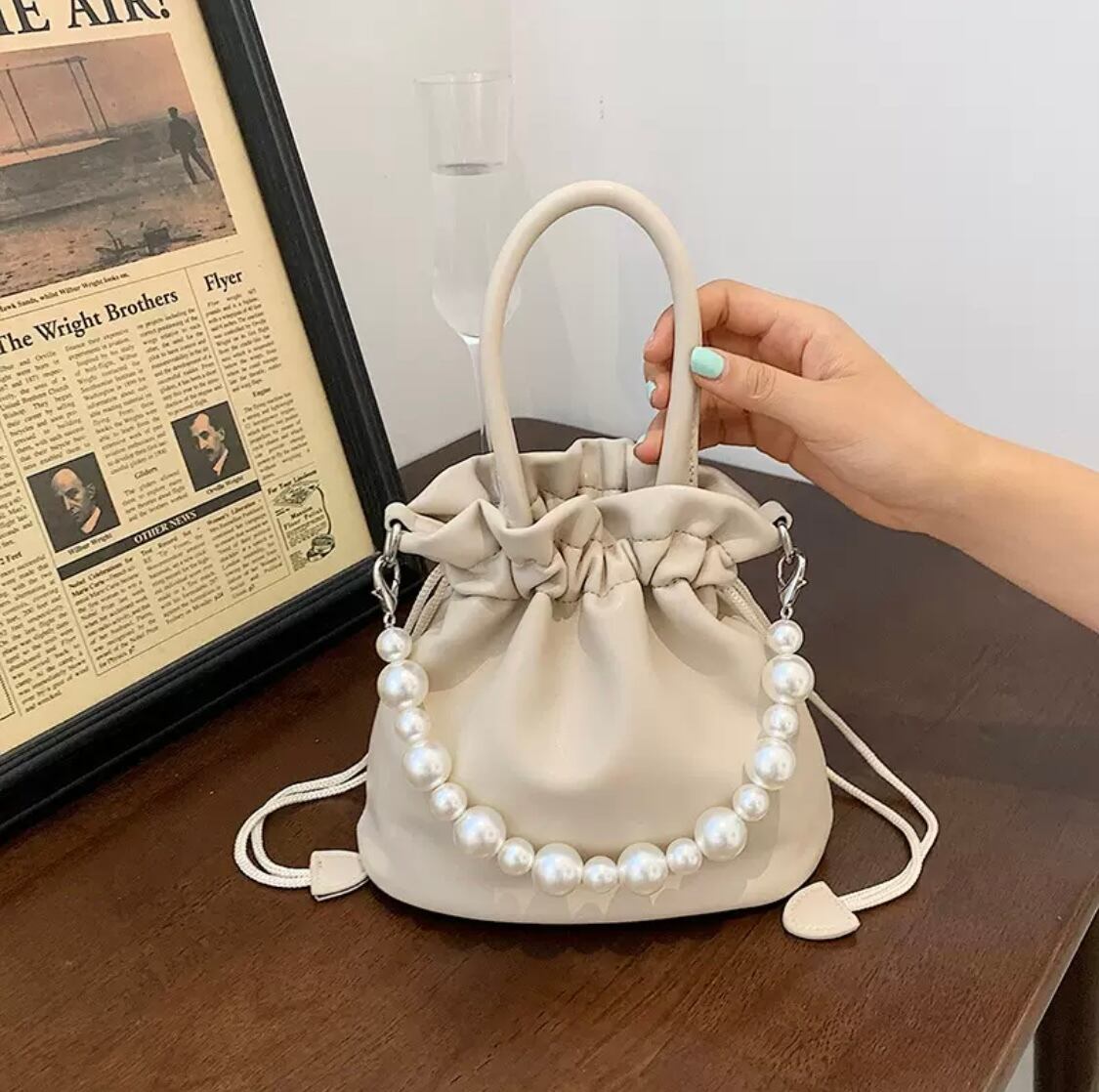 パールのパーティバッグ　華やか　ショルダーチェーン付き♡ 楽天市場】セレモニーバック パールモチーフ クラッチバッグ