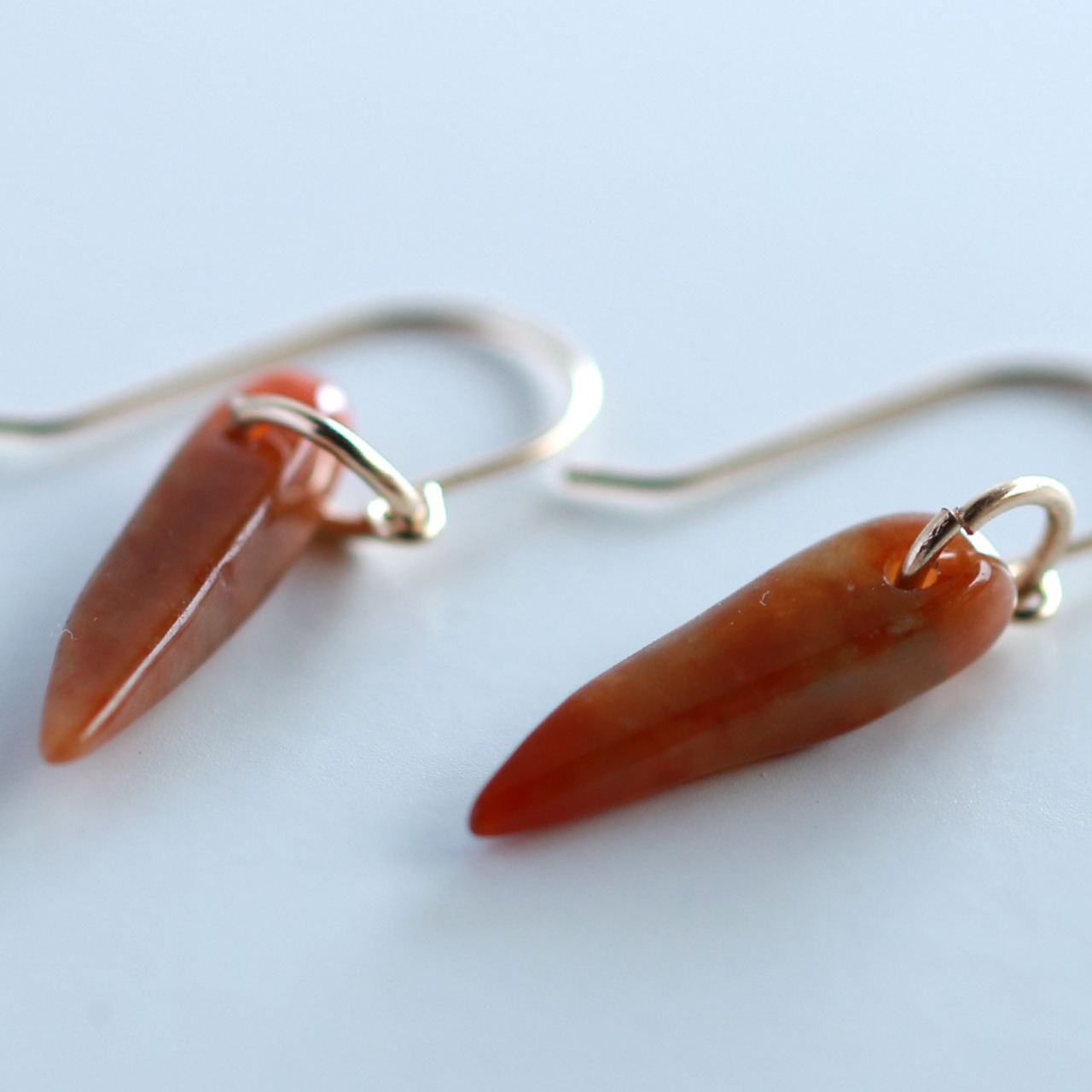 カジュアルにも綺麗めにも合わせやすい翡翠ピアス！K10YG A貨翡翠 jd_mm1109_D