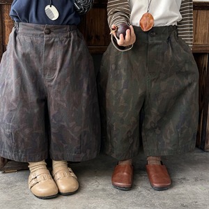 《取寄》 ワイドレッグ迷彩パンツ （カーキ／グレー） JIAY 2025秋 韓国子供服 ボトムス ミリタリー アーミー柄 バレルレッグパンツ ガウチョパンツ 半端丈 （80~140cm）