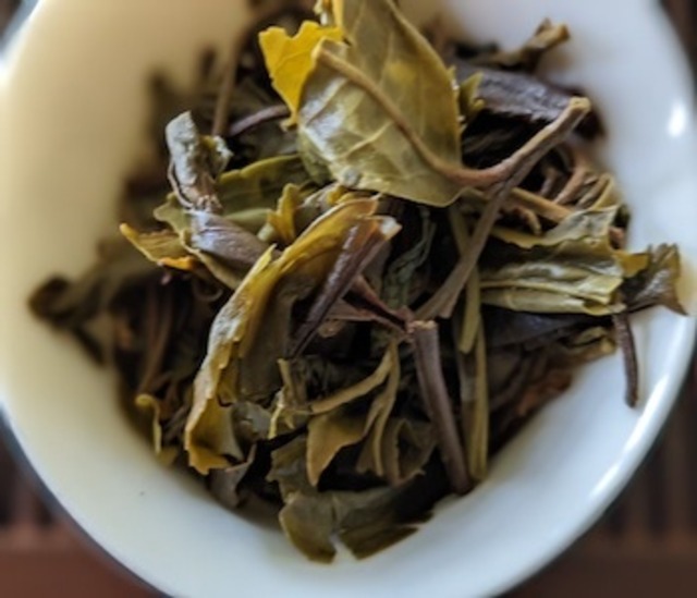 晒青緑茶（旧プーアル生茶散茶）　2022年春茶