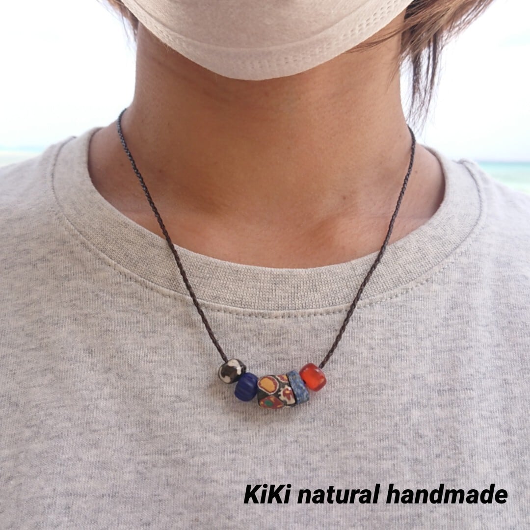 ヴェネチアトレードビーズ ネックレス KiKi natural handmade