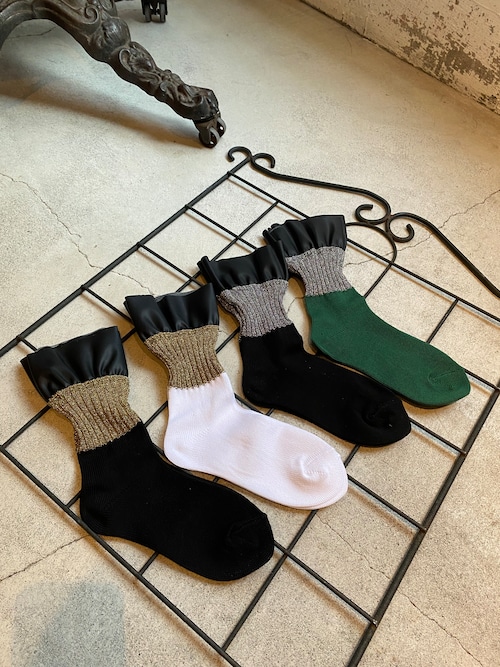 FAKUI  lame colored blocked fauxleather socks