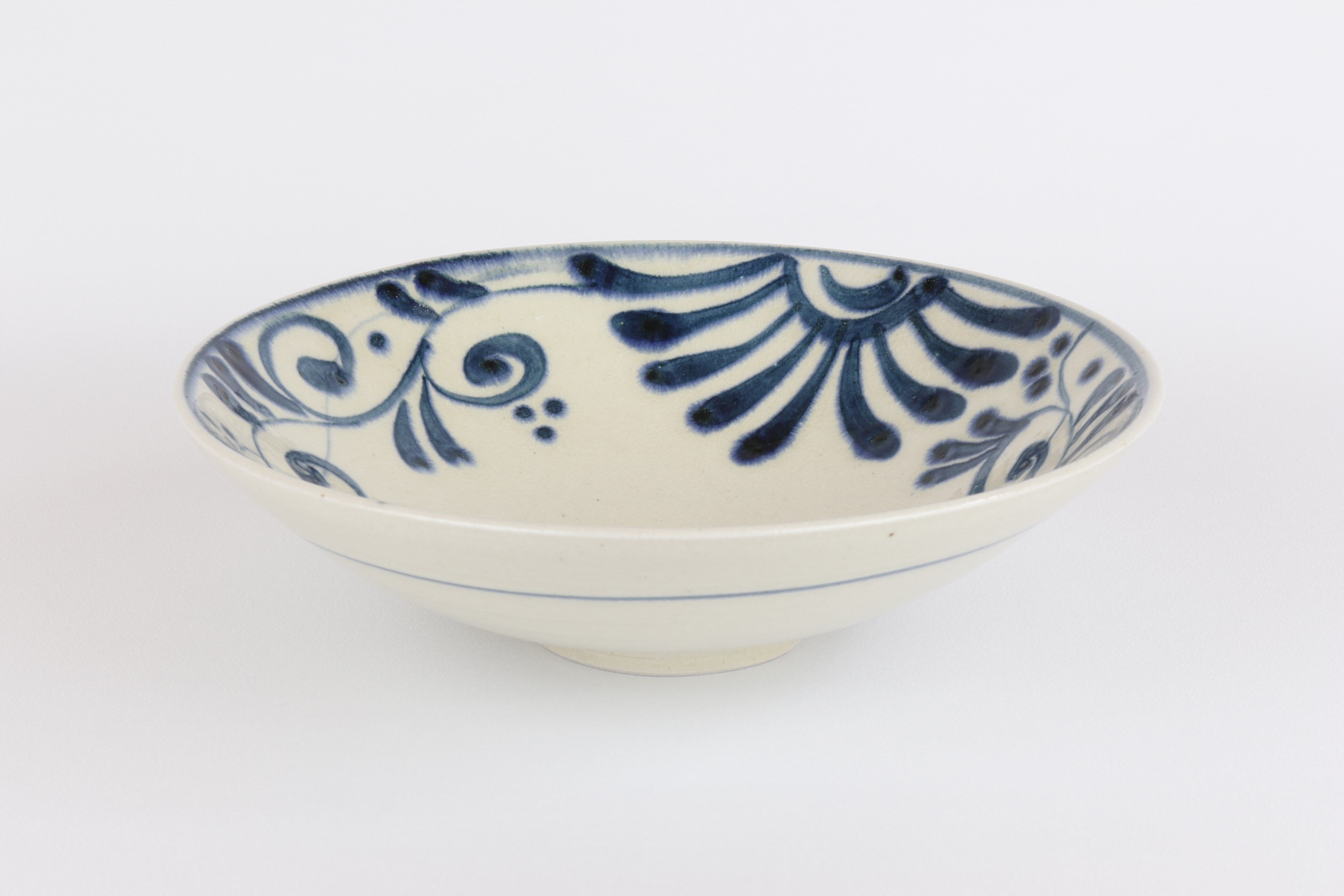 安南 平型盛鉢 ツル唐草【B級品 特価】