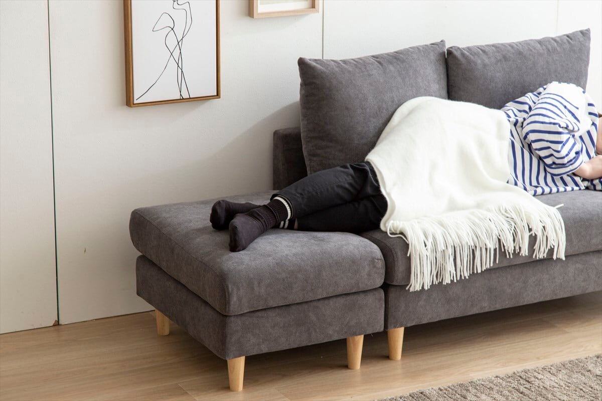 オットマン付き2人掛けソファ ゆったりごろごろくつろげるオットマン付き2人掛けソファ