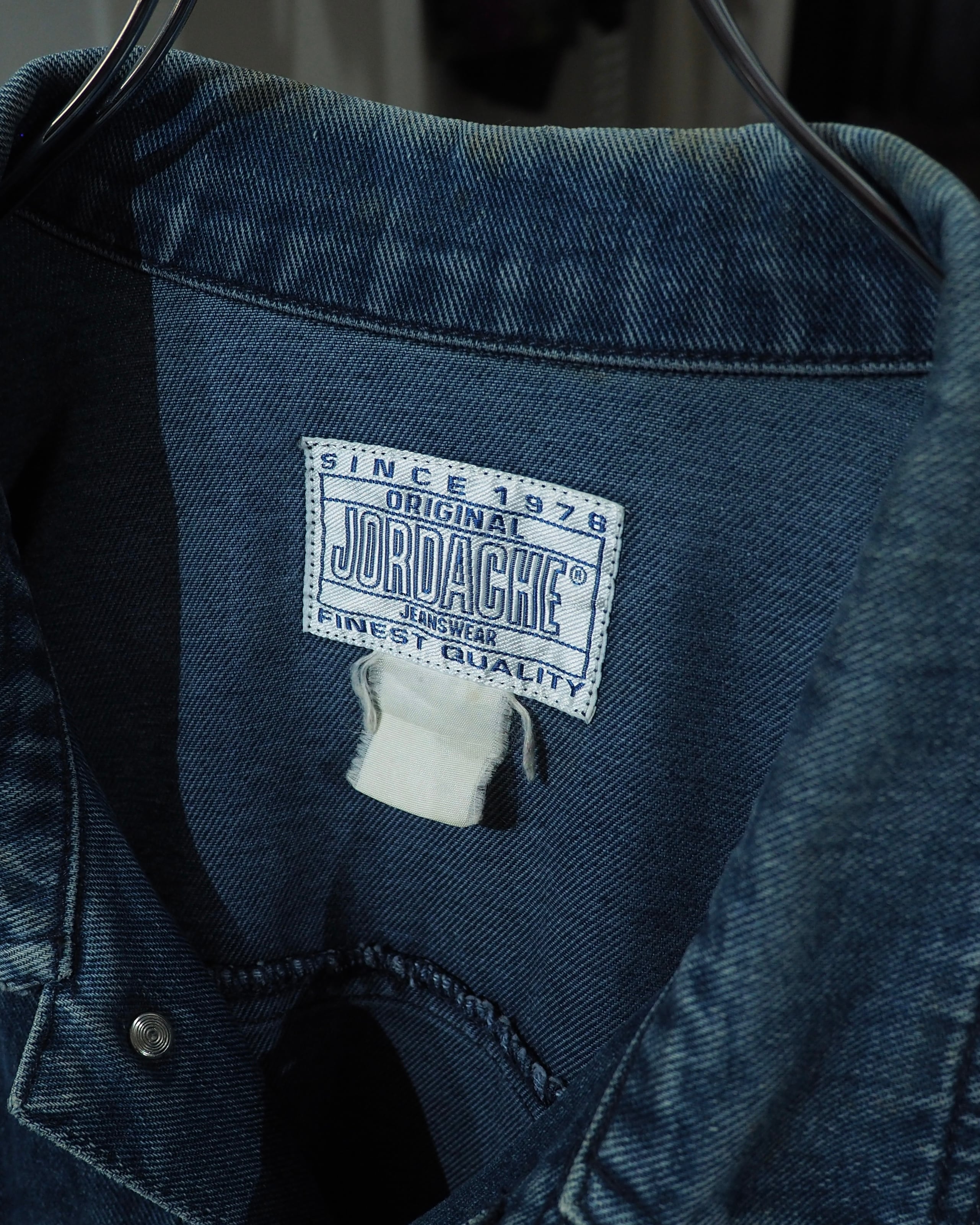1990s " JORDACHE " Beautiful Fade Indigo Blue × Over silhouette vintage Denim Tracker jacket