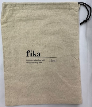 スウェーデン直輸入！ 巾着　スウェーデン語　fika　Lサイズ 小物入れ　布　化粧ポーチ　袋　ポーチ　スウェーデン　北欧　プレゼント　ギフト　北欧雑貨