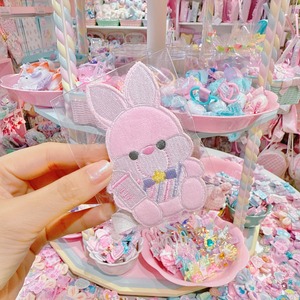 【C1】4-24クリップブローチ