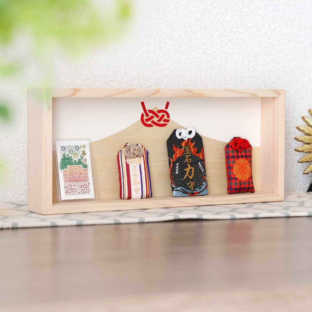 筆箱の守り神 Amazon.co.jp: ブルーロック 筆箱 bluelock ペンケース ポーチ 潔世一