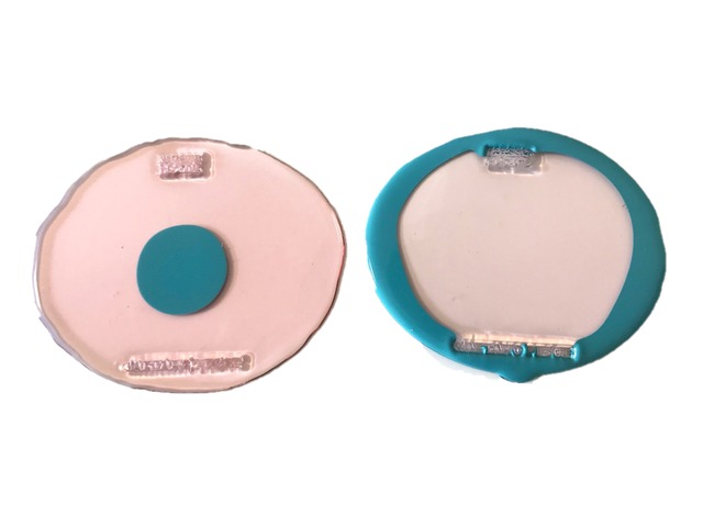 Set of 2 TABLE MATES COASTERS  Clear Rose Pink  Turquoise   "Fish Design by Gaetano Pesce"  /  CORSI DESIGN