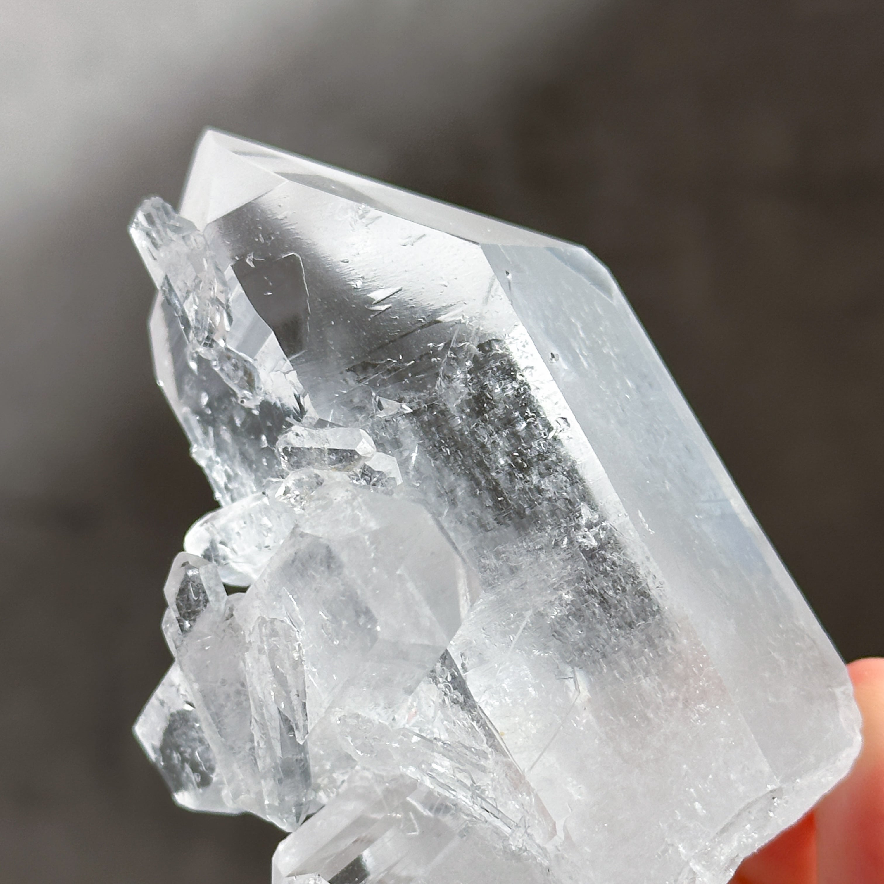 天然石 水晶 クリア クォーツインクォーツ☆ 大きな結晶◎ゼッカ産水晶クリアクォーツ クラスター93◇ Clear Quartz