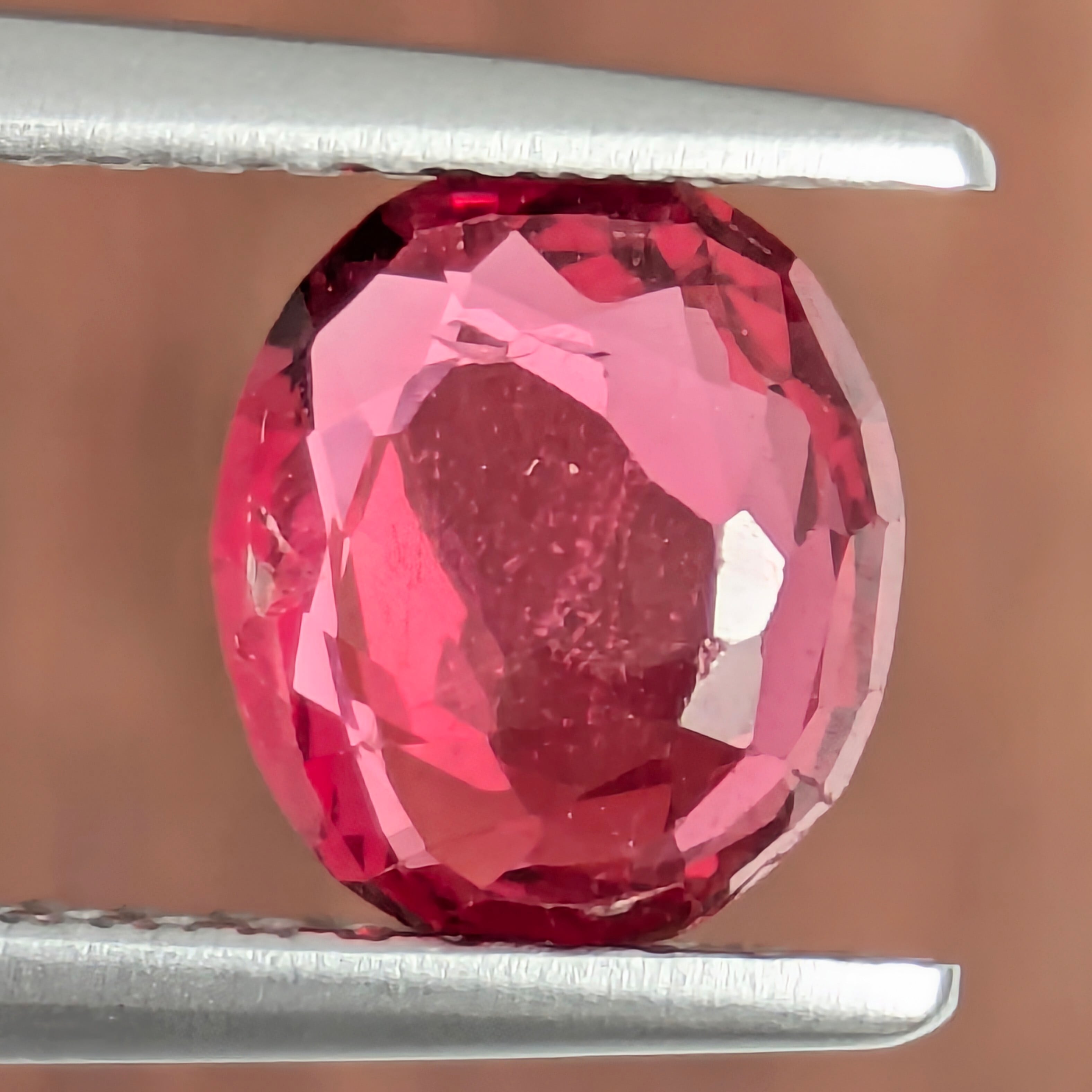レッドスピネル ルース ミャンマー・モゴック産 【1.12ct】 PRO206671