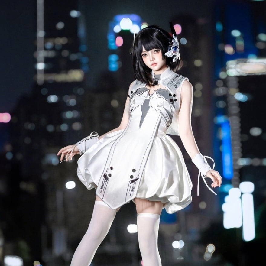 アイドル衣装 サイバーパンク系セットアップ 白×グレー 近未来