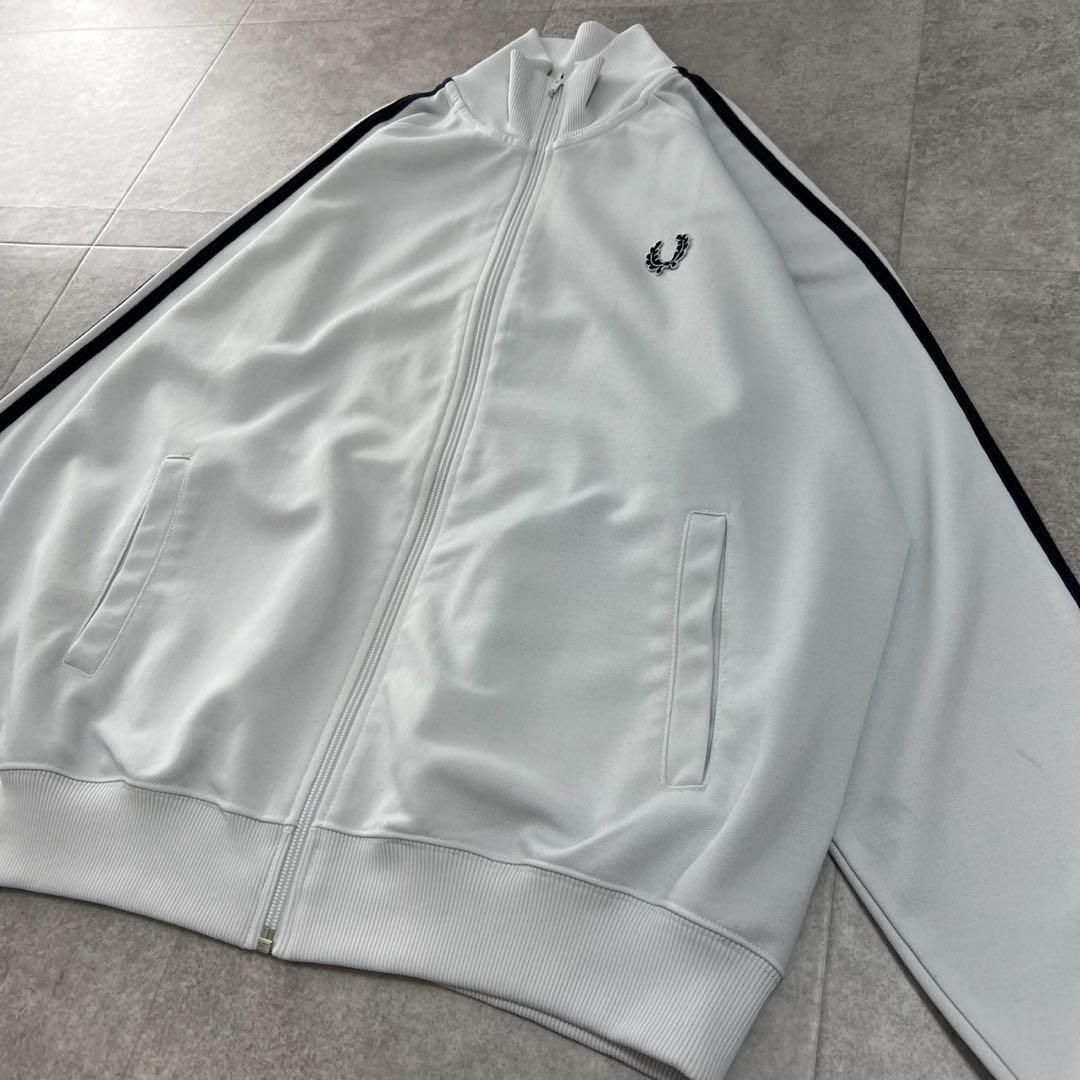 FREDPERRYフレッドペリートラックジャケットジャージブルゾン白ホワイト希少 FRED PERRY（フレッドペリー） ジャージ Taped Track Jacket／フレッド
