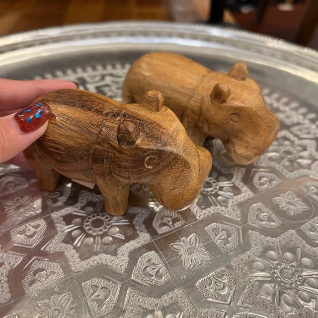 Hippopotamus wood carving sculpture　カバの木彫りオブジェ　古木木彫　木彫り　カバ　Hippopotamus　オブジェ　object