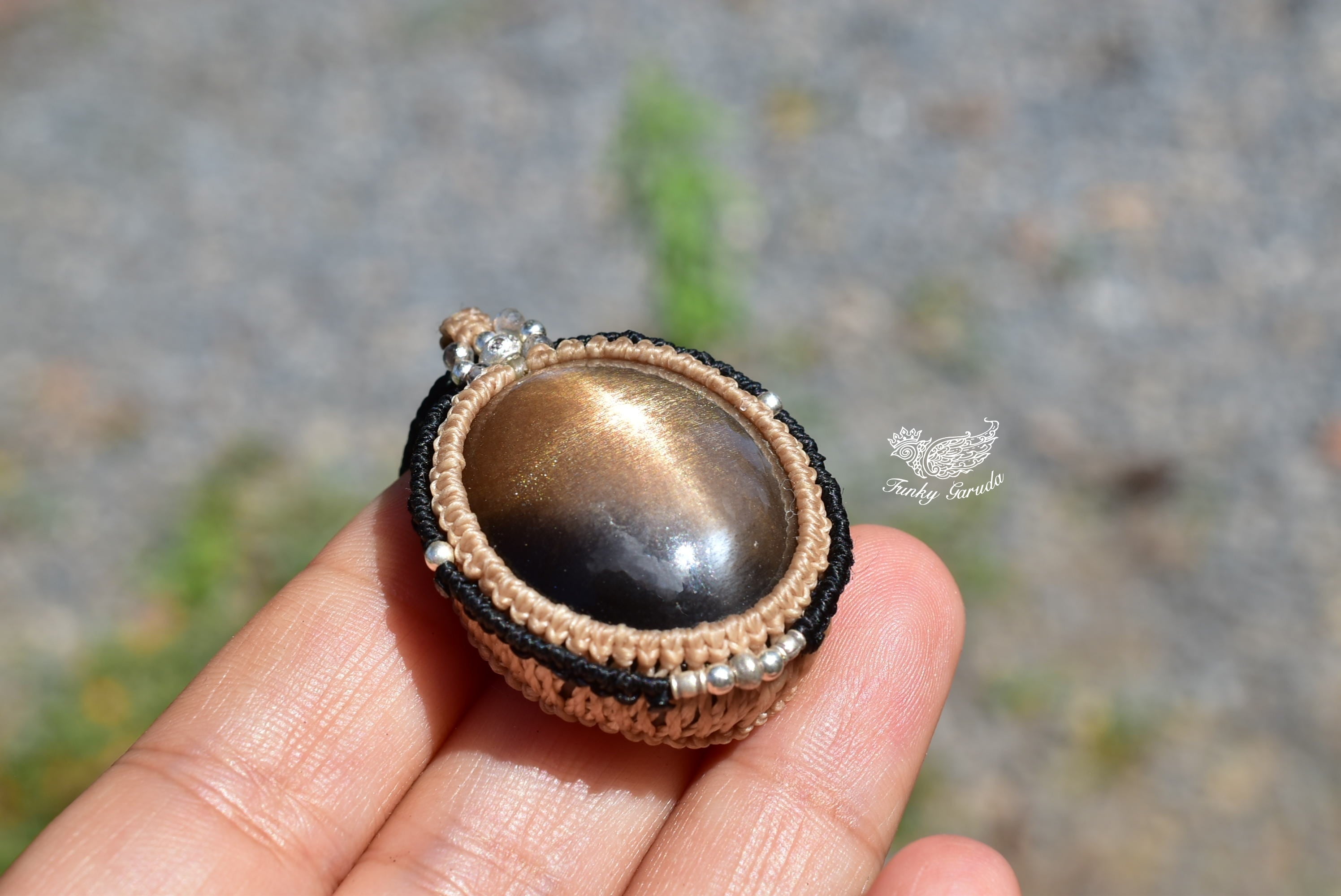 グレースターサンムーンのマクラメネックレス グレースターサンムーンのマクラメネックレス